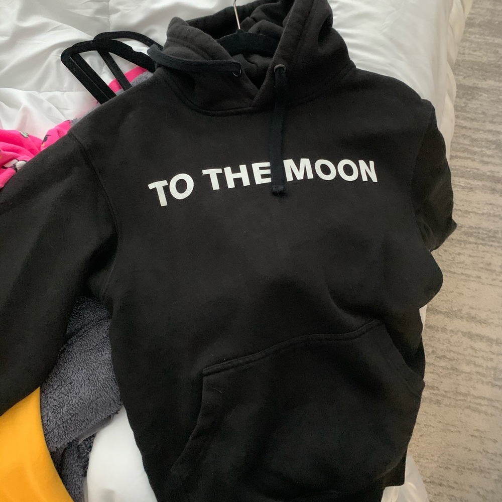 phora hoodie